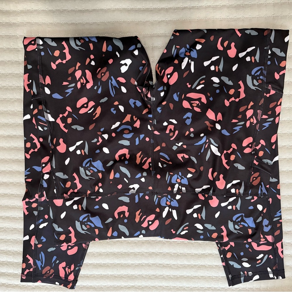 Avia Black and Pink Leggings Dynamic Design